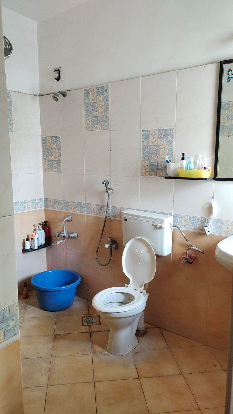 Bathroom, south bopal 3 Bedroom 164 Sq.Yd. Villa In South Bopal Ahmedabad 8630103
