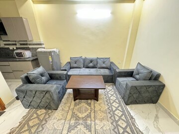 Team Area in 1 BHK Apartment at SAS Tower, Sector 38 – for Rent