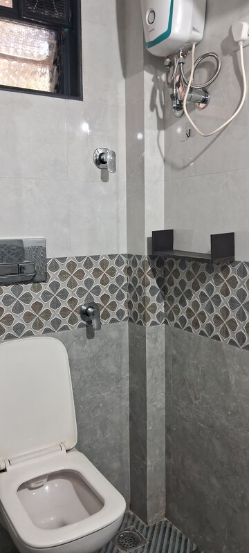 Staircase in 2 BHK Apartment at Seasons Lakeview CHS, Kopar Khairane – for Rent