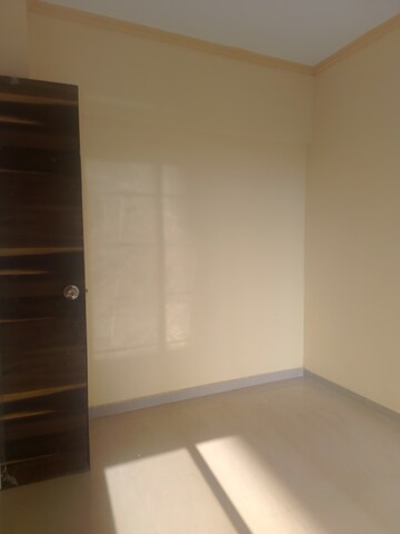 Room in 1 BHK Apartment at Sahara Reliable Shreejee Empire, Nalasopara West – for Rent