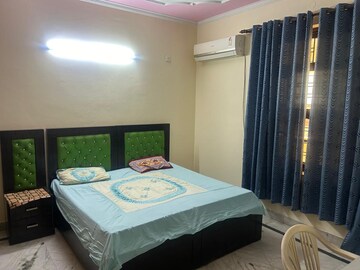 Bedroom in 2 BHK Apartment at SAS Tower, Sector 38 – for Rent