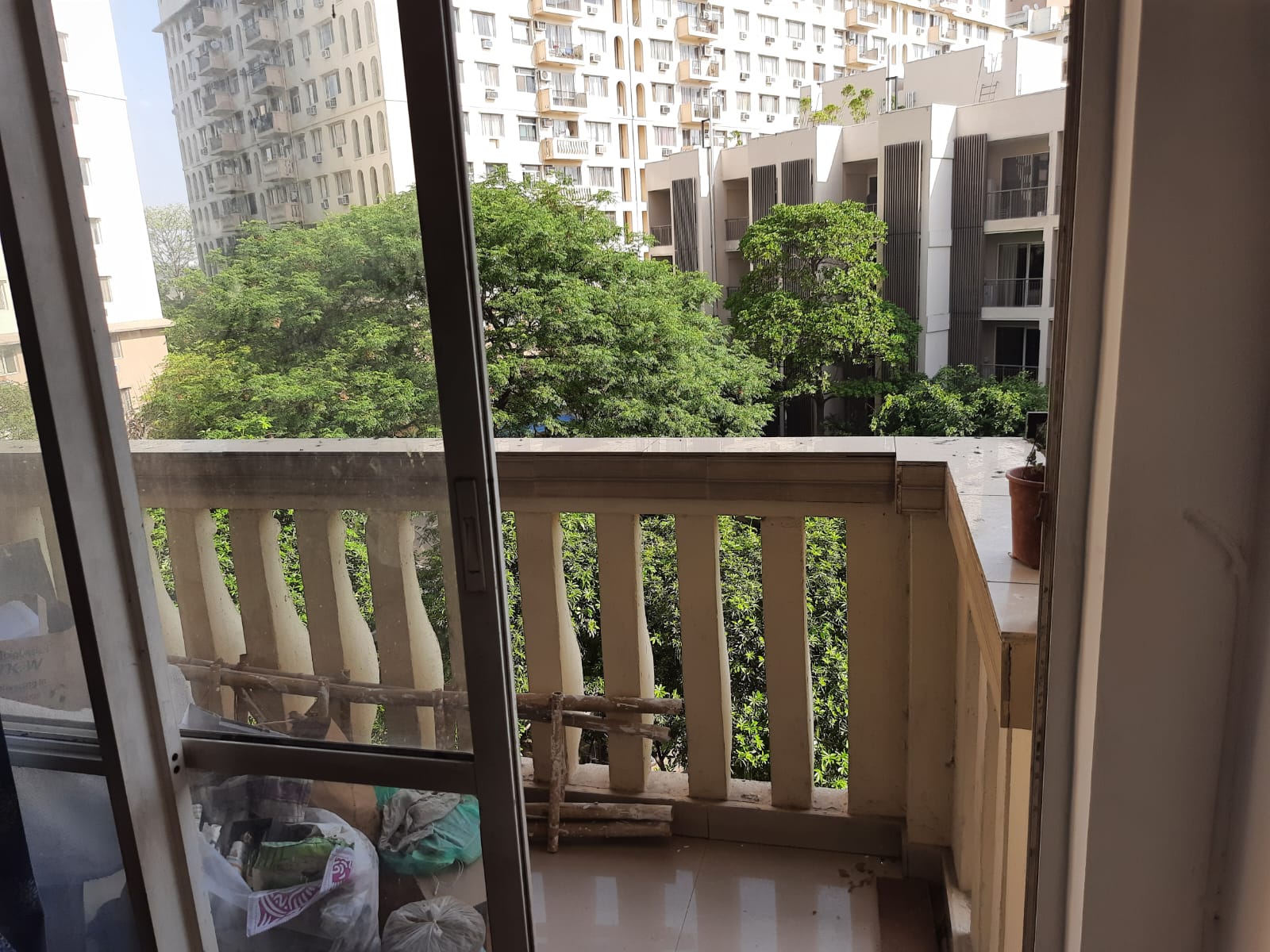 3 BHK + Pooja Room 1443 Sq.Ft. Apartment in DLF Ridgewood Estate