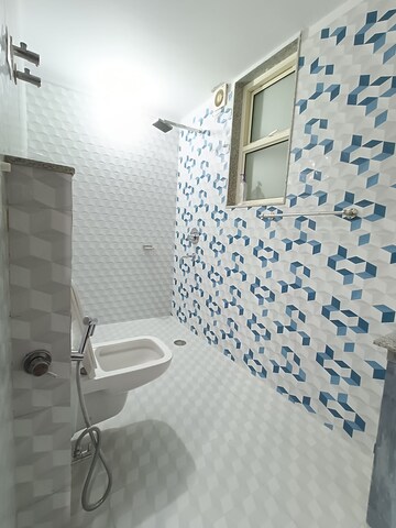 Bathroom in 3 BHK Builder Floor at Sushant Lok 2, Sector 57 – for Rent