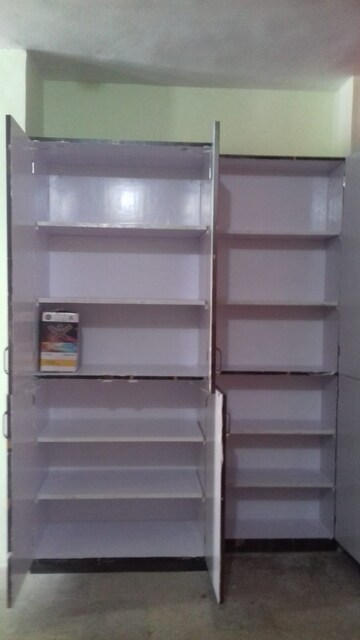 Room in 1 RK Apartment at Gujrat Colony – for Rent