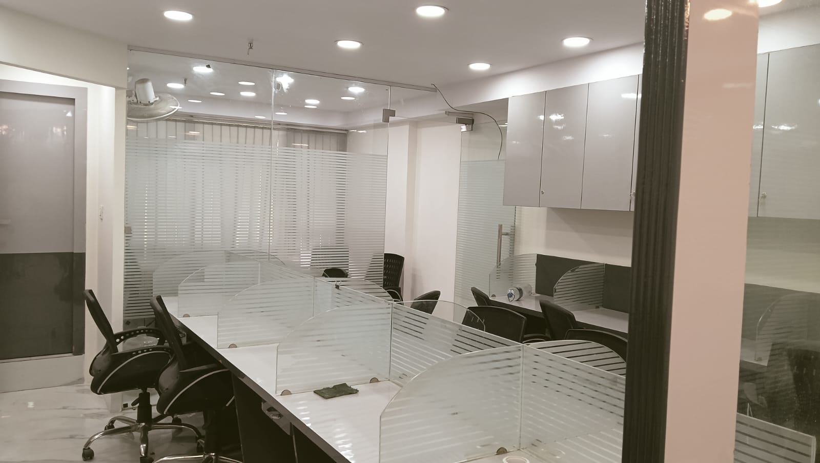 Office Space For Rent in Connaught Place