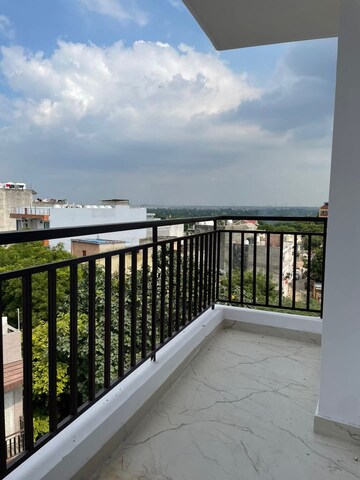 Balcony in 1 BHK Builder Floor at Freedom Fighters Enclave – for Rent