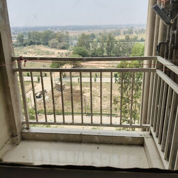 2 BHK Apartment For Rent in Conscient Habitat, Sector 99a