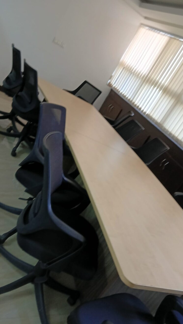 Team Area, connaught place Commercial Office Space 650 Sq.Ft. In Connaught Place Delhi 8630543
