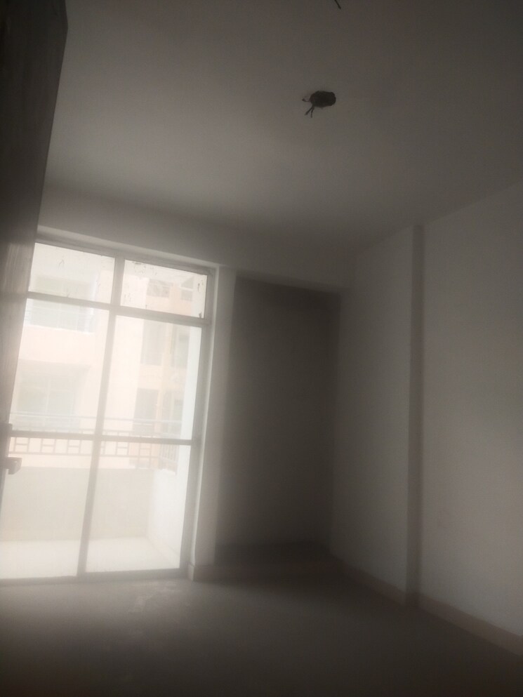 Room, kbnows-apartment 4 Bedroom 1940 Sq.Ft. Apartment In Sector 16 Greater Noida Greater Noida 8630596