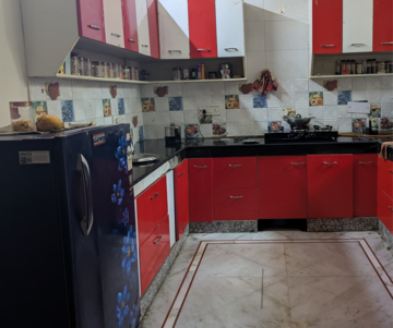 Kitchen in 2.5 BHK Villa at Sector 23 – for Rent