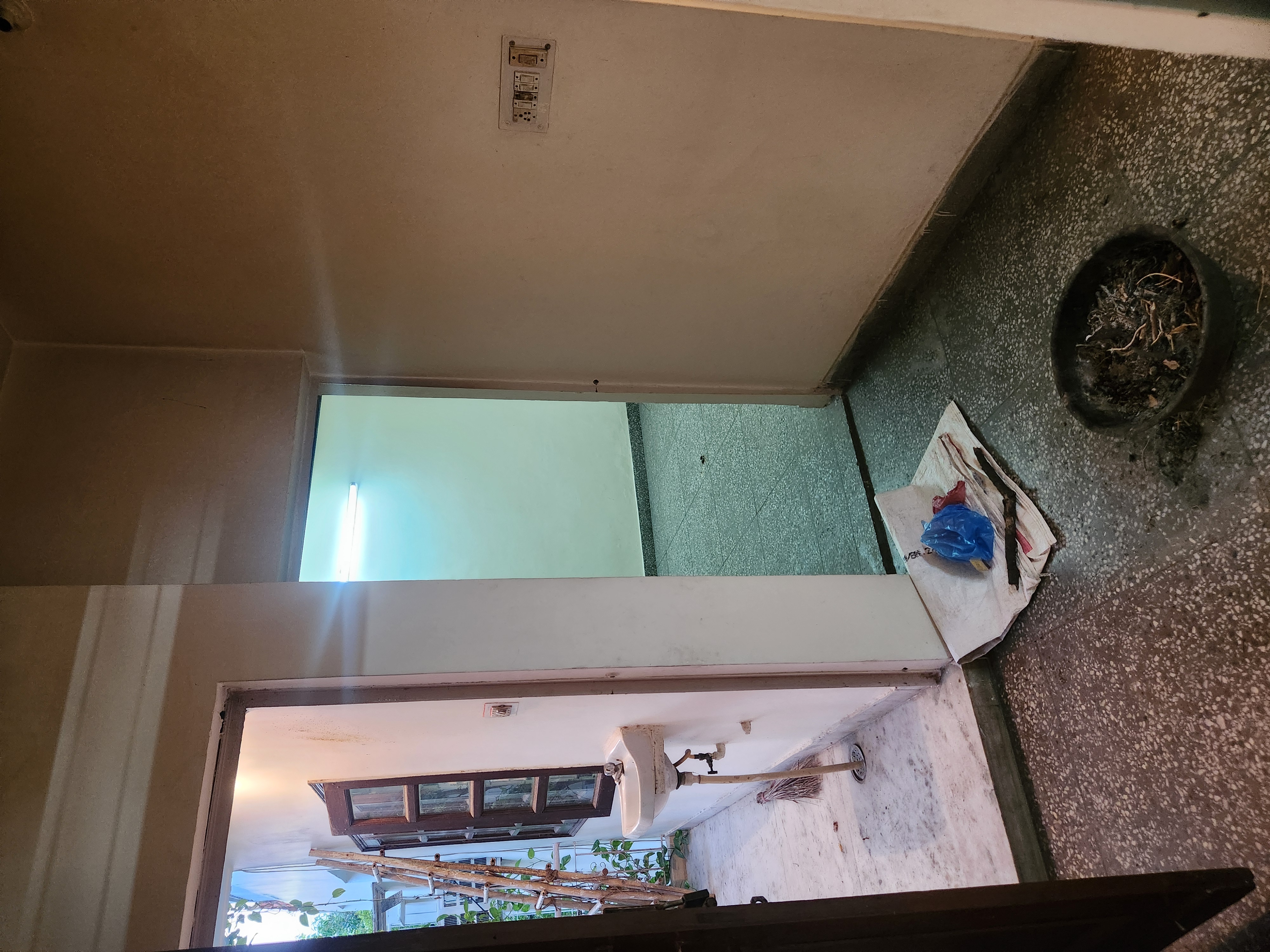 2 BHK + Pooja Room,Study Room Apartment For Rent in RWA Qutab Enclave