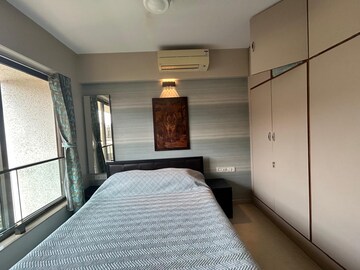 Bedroom in 2.5 BHK Apartment at Kalpataru Aura, Ghatkopar West – for Rent