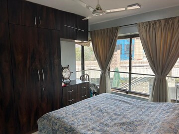 Bedroom in 2.5 BHK Apartment at Kalpataru Aura, Ghatkopar West – for Rent