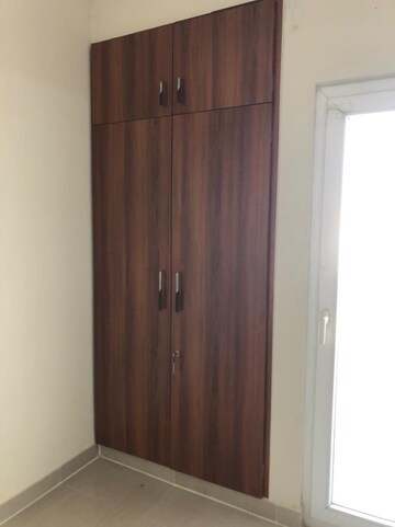 Furnished Amenities in 2 BHK Apartment at Paramount Floraville, Sector 137 – for Rent