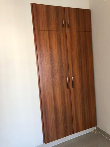 Furnished Amenities in 2 BHK Apartment at Paramount Floraville, Sector 137 – for Rent
