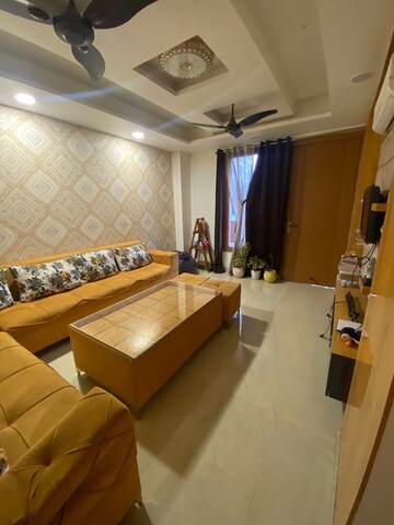 Bedroom in 3 BHK Apartment at Sushant Lok 2, Sector 57 – for Rent