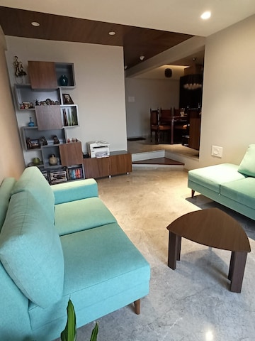 Team Area in 4 BHK Apartment at Hiranandani Gardens, Powai – for Sale