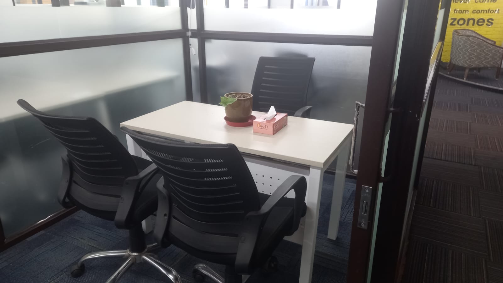 Office Space For Rent in Connaught Place
