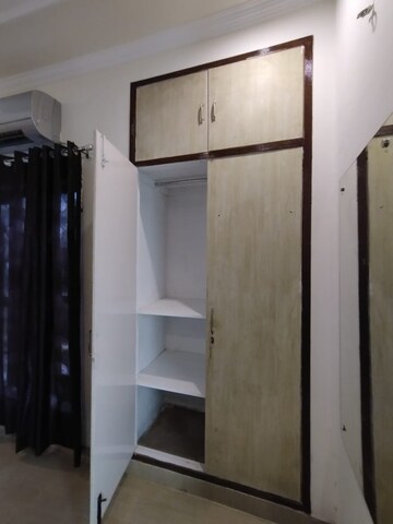 Building Lobby in 2 BHK Builder Floor at Gangotri Vihar – for Rent