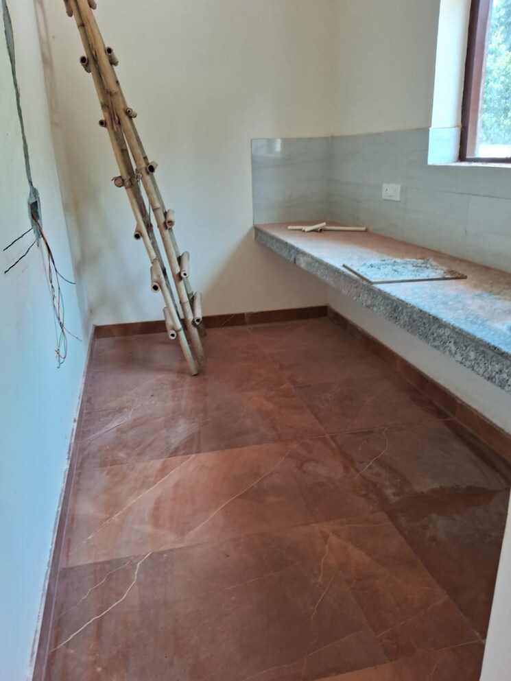 undefined, sector 100 2.5 Bedroom 1500 Sq.Ft. Independent House In Sector 100 Noida 8630691