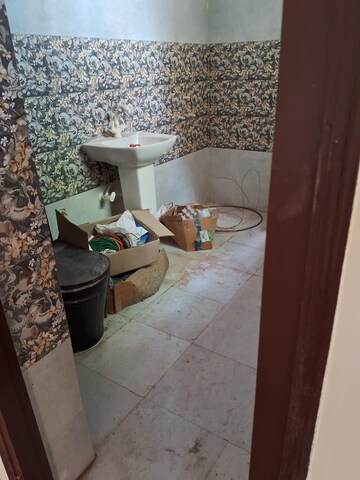 Bathroom in 2.5 BHK Independent House at Sector 100 – for Rent