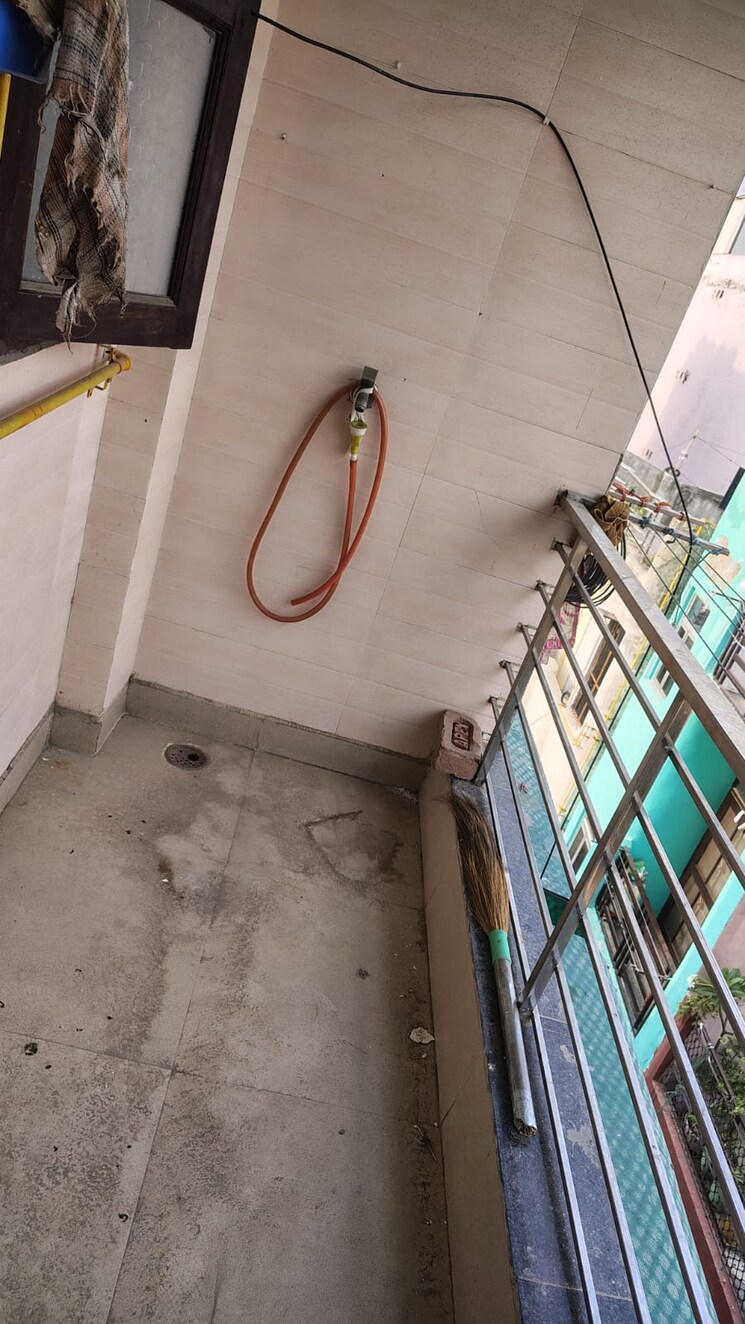 Balcony, dwarka mor 2 Bedroom 540 Sq.Ft. Builder Floor In Dwarka Mor Delhi 8630752