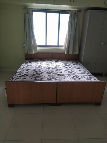 1 RK Apartment For Rent in Gujrat Colony