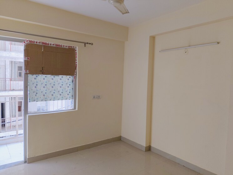 Room, adore-happy-homes 3 Bedroom 645 Sq.Ft. Apartment In Sector 86 Faridabad 8630765