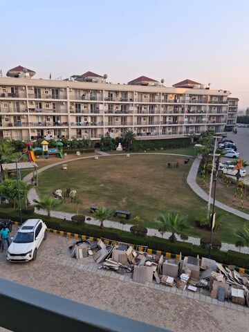 3 BHK Apartment For Rent in Maxxus Elanza, International Airport Road