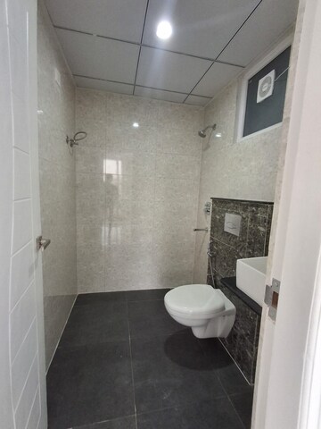 Bathroom in 3 BHK Apartment at Maxxus Elanza, International Airport Road – for Rent