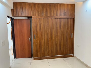 Furnished Amenities in 3 BHK Apartment at RPS Auria, Sector 88 – for Rent