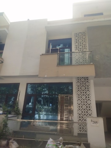 4 BHK Villa For Rent in Panchsheel Villas, Sector 16 Greater Noida