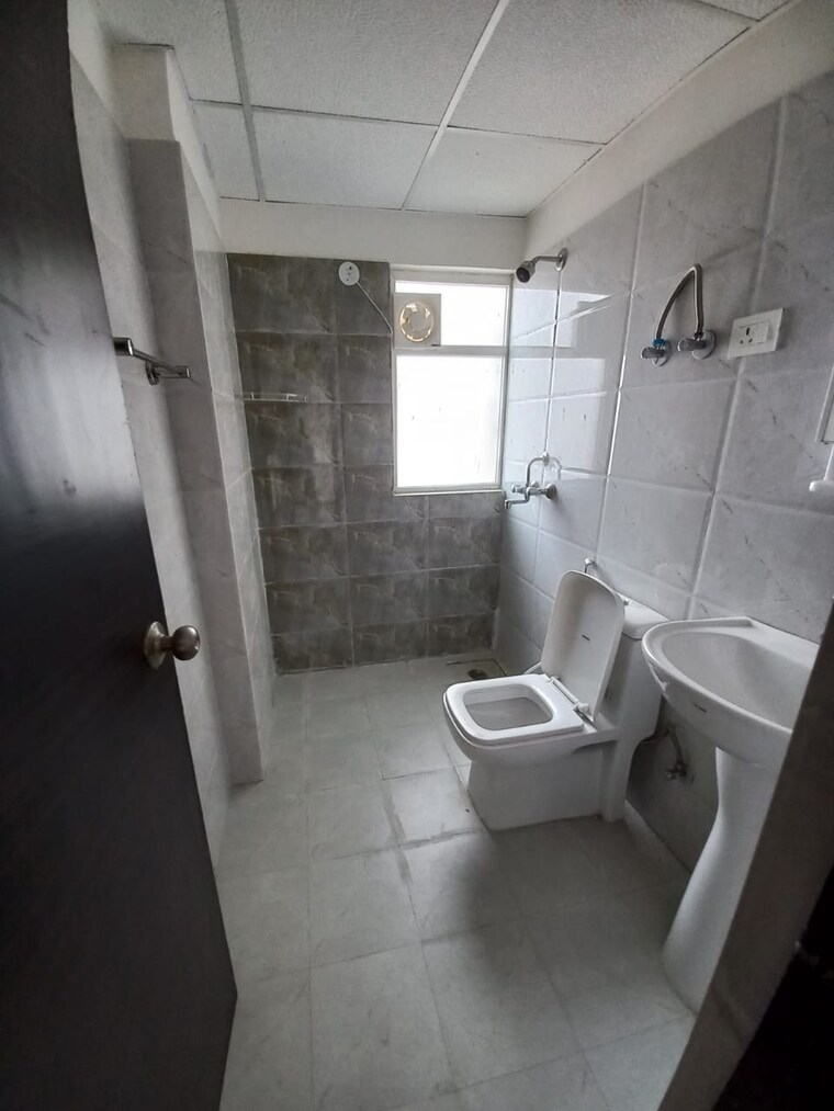 Bathroom, panchsheel-villas 2 Bedroom 1105 Sq.Ft. Apartment In Sector 16 Greater Noida Greater Noida 8630955