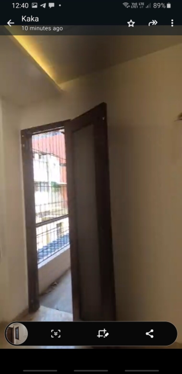 Room, east of kailash 3 Bedroom 1800 Sq.Ft. Builder Floor In East Of Kailash Delhi 8630970