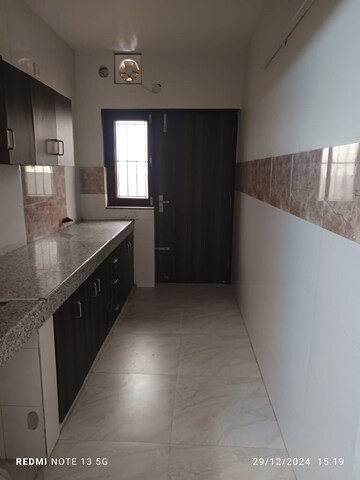 Kitchen in 1 BHK Apartment at Relaxo Apartment, Sector 46 – for Rent