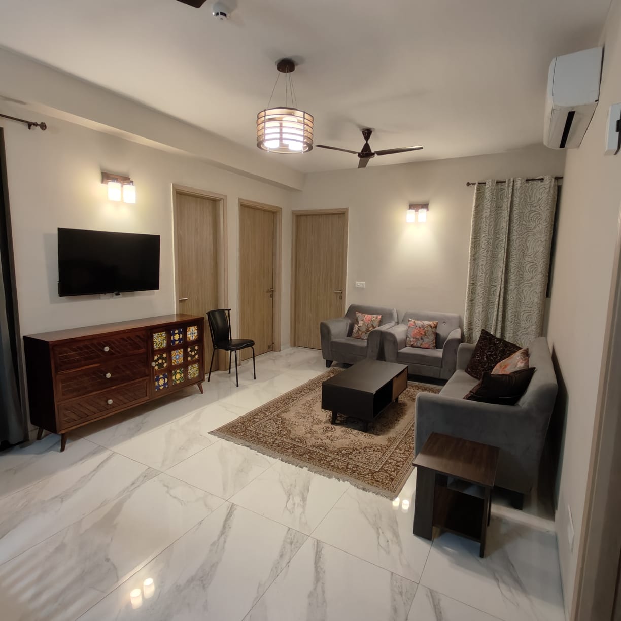 2 BHK + Pooja Room Apartment For Rent in M3M Skywalk