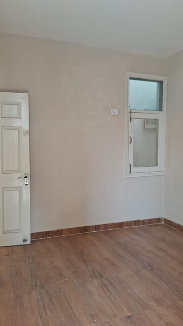 Room in 3 BHK Builder Floor at TDI The Retreat, Sector 89 – for Sale