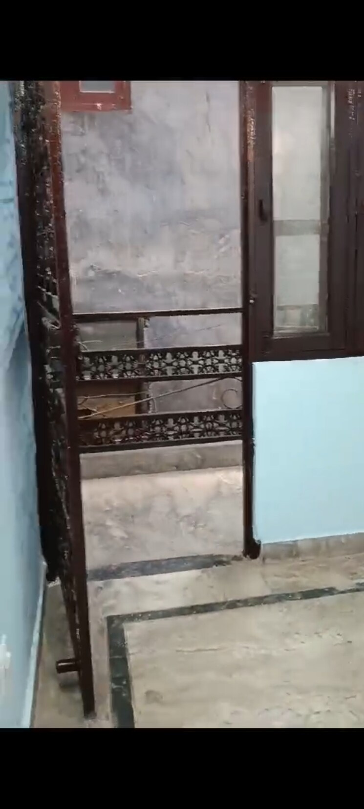 undefined, new ashok nagar 1 Bedroom 350 Sq.Ft. Builder Floor In New Ashok Nagar Delhi 8631143