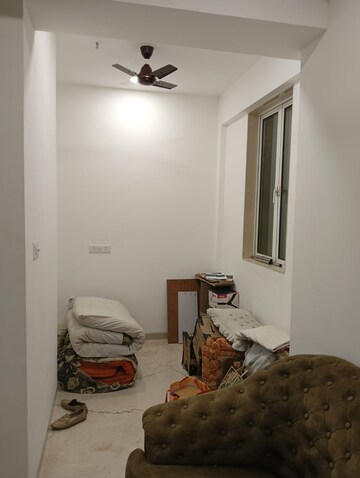 Room in 3.5 BHK Apartment at Aurum Q Islands, Ghansoli – for Rent