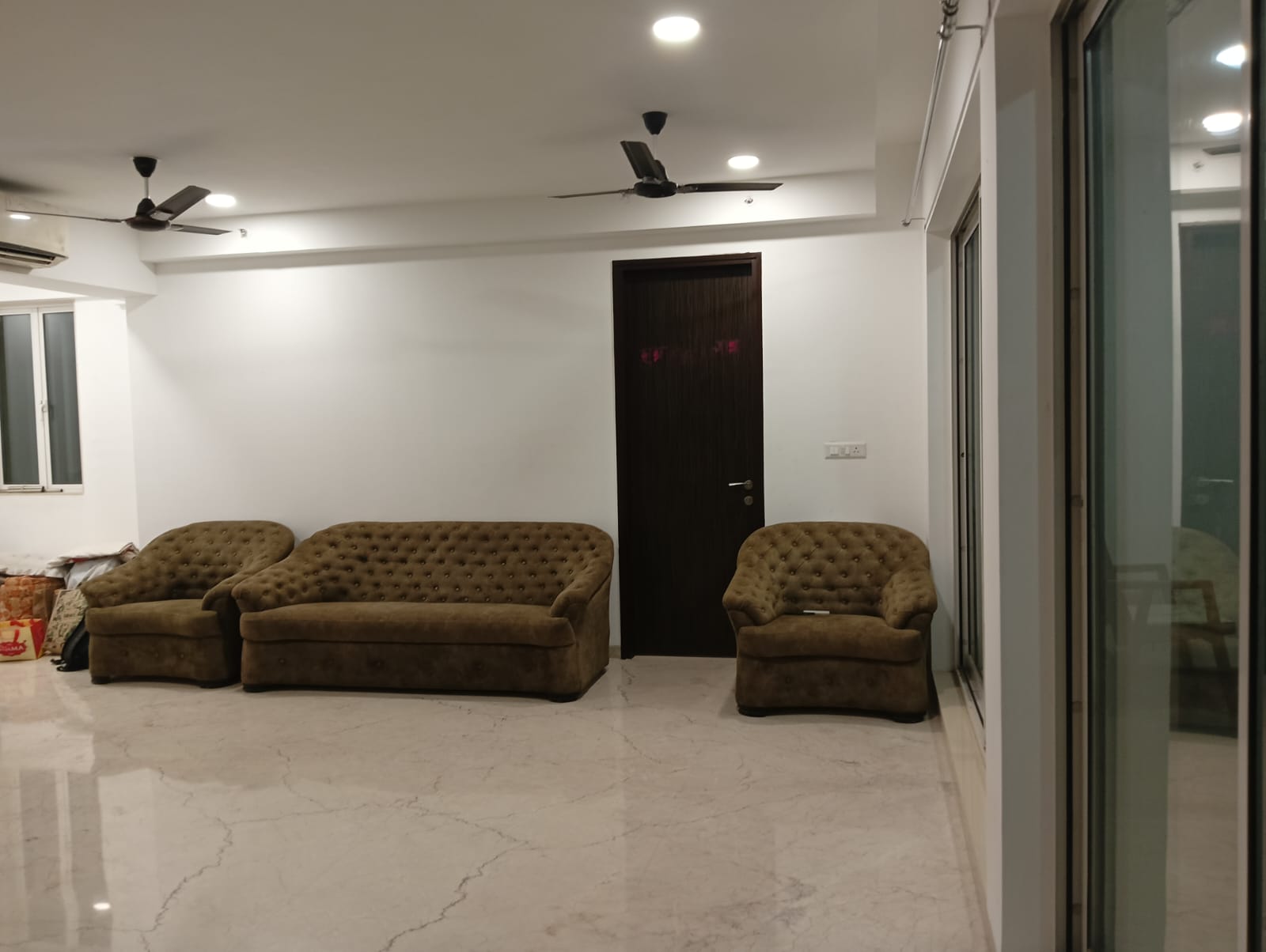 3.5 BHK + Study Room,Extra Room 1300 Sq.Ft. Apartment in Aurum Q Islands