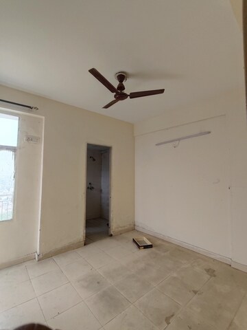 Room in 2 BHK Apartment at Adore Happy Homes, Sector 86 – for Rent