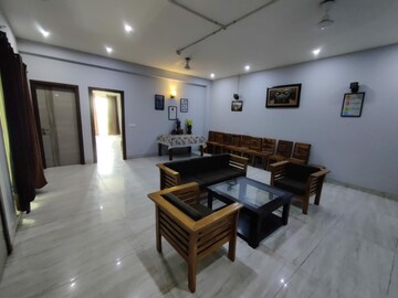 Living Room in 2 BHK Villa at MMR 52nd Avenue, Sector 52 – for Rent