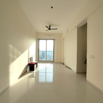 2 BHK Apartment For Rent in Shree Shakun Heights, Goregaon East