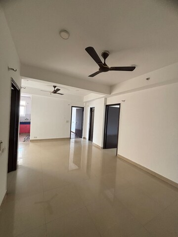 Room in 3 BHK Apartment at SKA Metro Ville, Eta Ii Greater Noida – for Sale