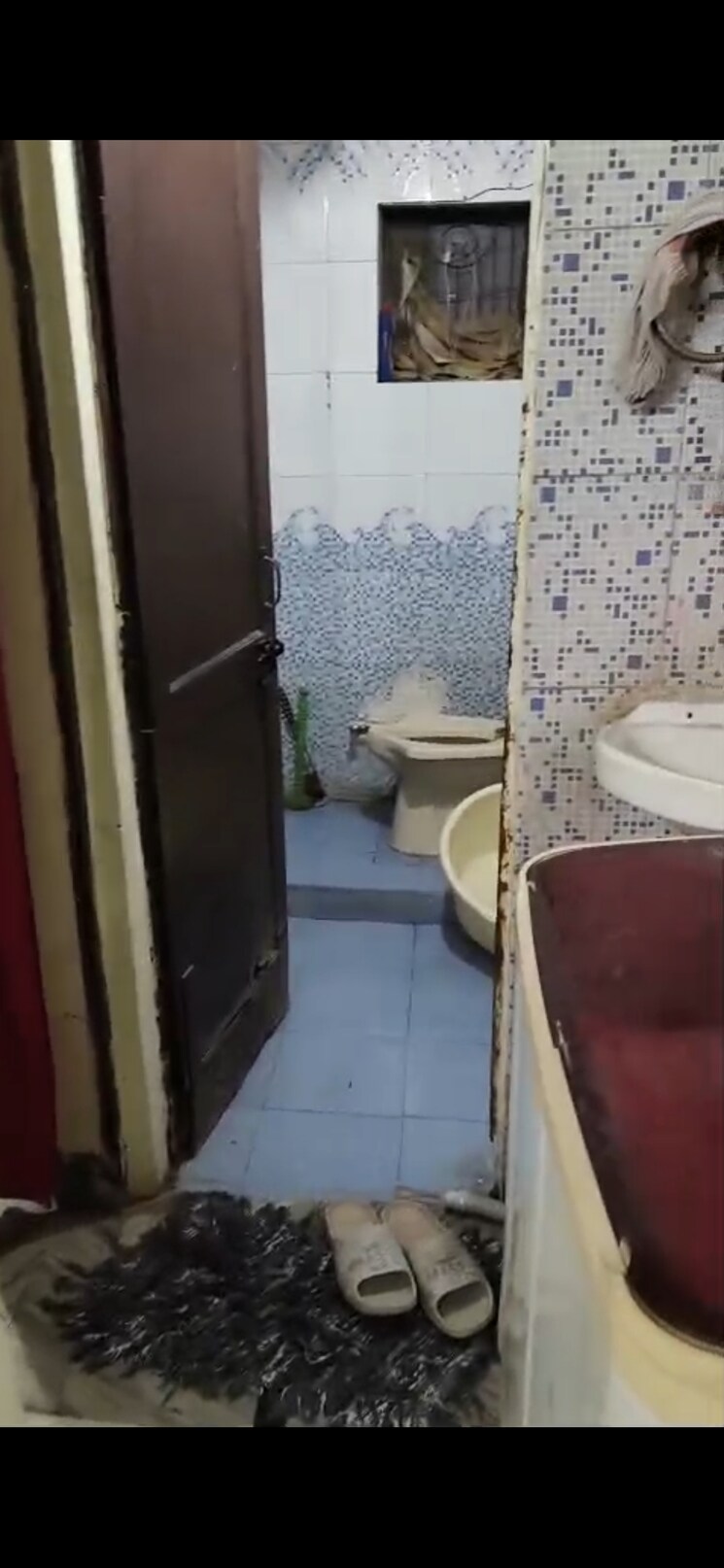 Bathroom, sector 21d 3 Bedroom 850 Sq.Ft. Builder Floor In Sector 21d Faridabad 8631242