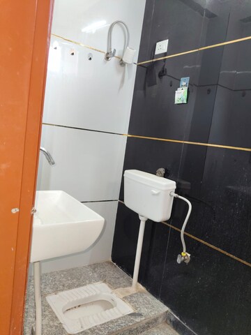Master Bedroom in 3 BHK Builder Floor at Dwarka Mor – for Rent