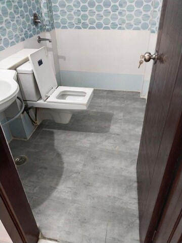 Bathroom in 2 BHK Apartment at Migsun Ultimo, Omicron Iii Greater Noida – for Sale