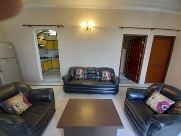 2 BHK Villa For Rent in RWA Apartments Sector 52, Sector 52