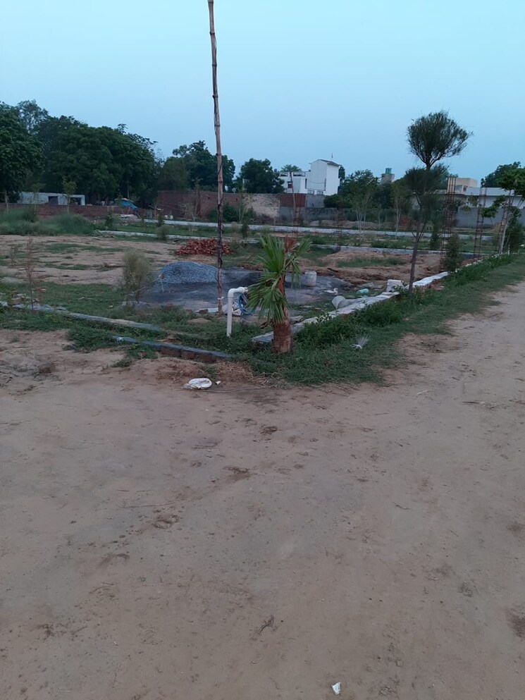 undefined, sector 144  630 Sq.Ft. Plot In Sector 144 Noida 8631260