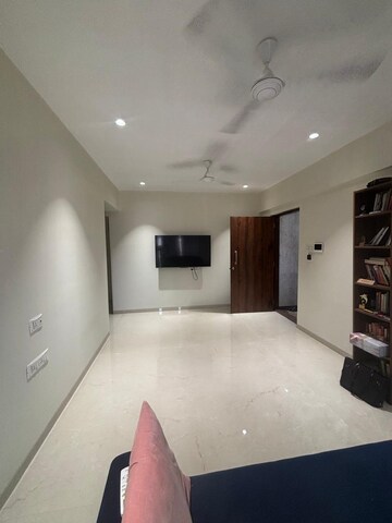 Living Room in 2 BHK Apartment at Sindhi Society, Chembur – for Rent